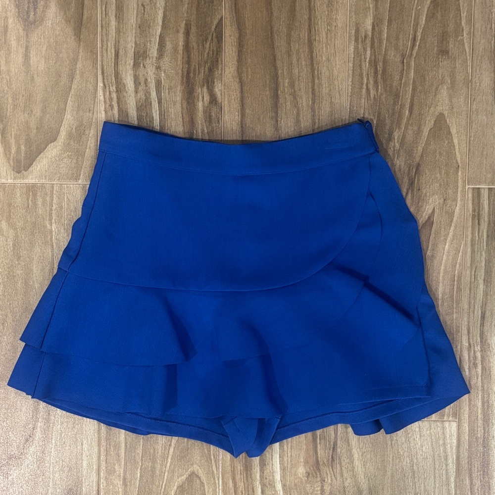DO+BE Vibrant Blue Skort